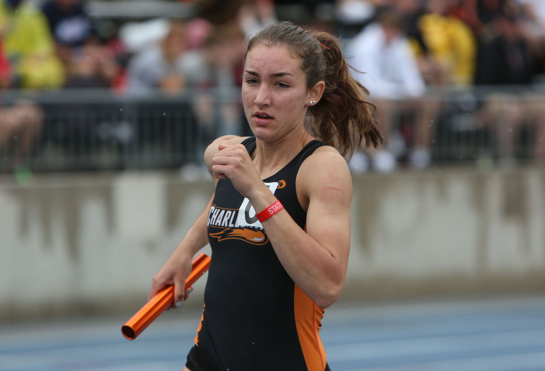 State track - distance medley - Kiki Connell
